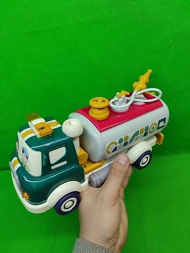 Игрушки: Поливалка машинка игрушка музыкальная🚛 Комплектация товара — 7