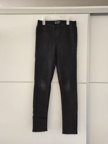 lila pantalone: TCM farmerke kao helanke lastis u struku. Poluobim struka 38 do 43