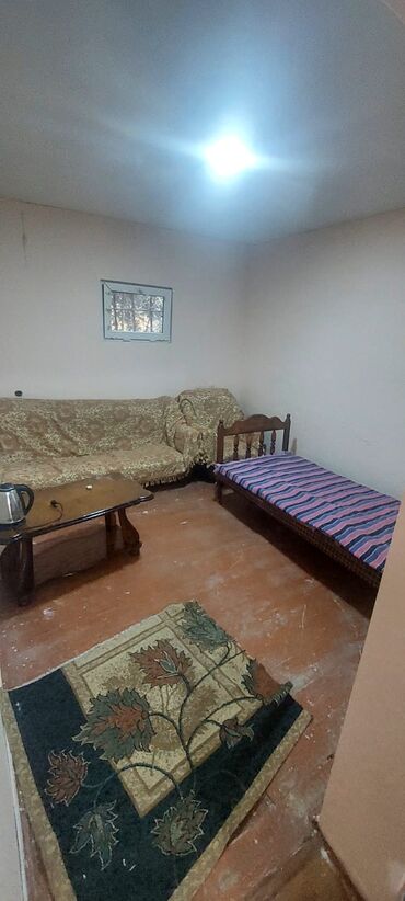 Uzunmüddətli kirayə evlər: 2 otaqlı həyət evi Kohne gunesliden ziga dusen yolda yerlesir ev — 4