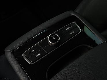 Kia: Kia K7: 2019 г., 2.4 л, Автомат, Гибрид, Седан at lalafo.kg — 12 Kia: Kia K7: 2019 г., 2.4 л, Автомат, Гибрид, Седан — 12