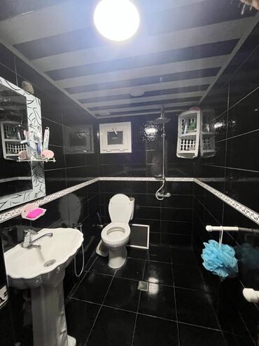 Həyət evləri və villaların satışı: 6 otaqlı, 150 kv. m, Orta təmir — 9