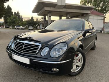 Mercedes-Benz: Mercedes-Benz E 240: 2.6 l | 2004 il Sedan — 4