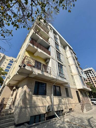 квартира сатылат токмок: 3 комнаты, 74 м², Элитка, 2 этаж, Косметический ремонт