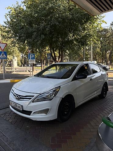 Продажа авто: Hyundai Solaris: 2015 г., 1.4 л, Механика, Бензин, Седан — 3