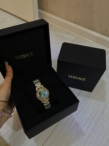 saat qadın: Новый, Наручные часы, Versace, цвет - Золотой