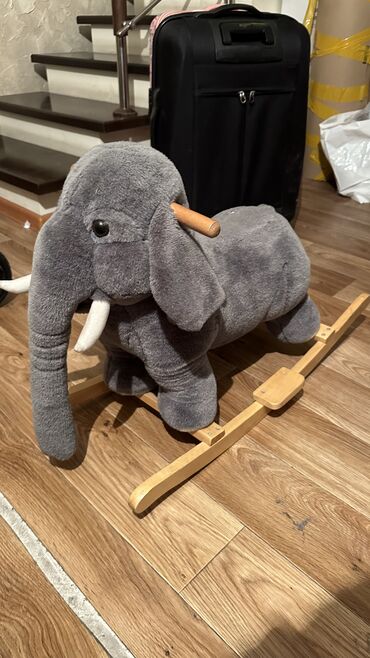 детский ходонок: Слон-качалка