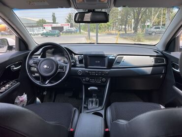 Kia: Kia Niro: 2018 г., 1.6 л, Робот, Гибрид, Кроссовер — 7