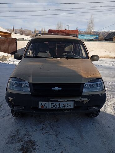 семёрка инжектор: Chevrolet Niva: 2005 г., 1.7 л, Механика, Бензин, Внедорожник