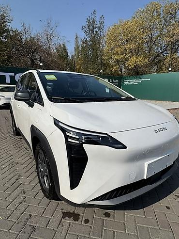 китайское авто в рассрочку: Электромобиль Aion (белый кузов) - Кузов: компактвэн/кроссвэн с — 1