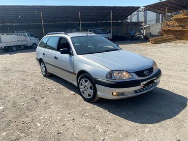 Toyota: Toyota Avensis: 2001 г., 1.8 л, Механика, Бензин, Универсал