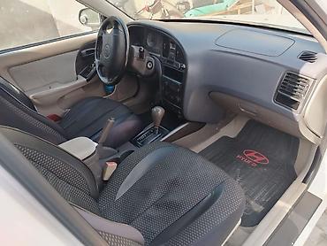 elantra 2016: Hyundai Elantra: 2 l | 2004 il Sedan — 7