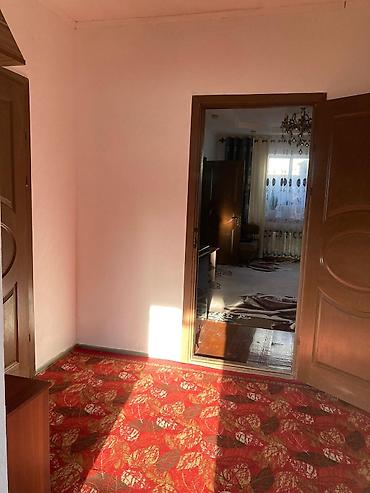 Үйлөрдү сатуу: 4 бөлмө, 110 м², 5 соток, Бишкек, Селекционное а. Менчик ээси — 8
