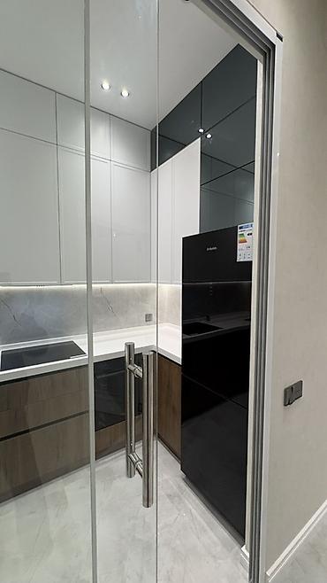 tibbi numayende: Tibb Universitetinin yanında — "Elegant Residence"də 2 otaqlı premium — 8
