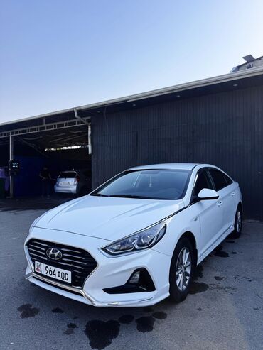 электромобиль neta: Hyundai Sonata: 2017 г., 2 л, Автомат, Газ, Седан