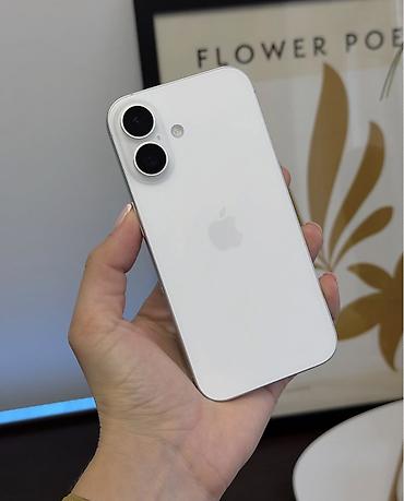 IPhone 16, 128 GB, Ağ, Zəmanət, Simsiz şarj, Face ID lalafo.az -da IPhone 16, 128 GB, Ağ, Zəmanət, Simsiz şarj, Face ID