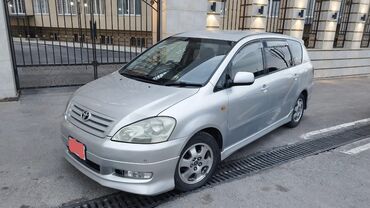 машины за 6000 долларов: Toyota Ipsum: 2002 г., 2.4 л, Автомат, Газ, Минивэн
