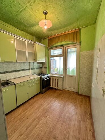 Продажа квартир: 3 комнаты, 62 м², 105 серия, 1 этаж, Косметический ремонт