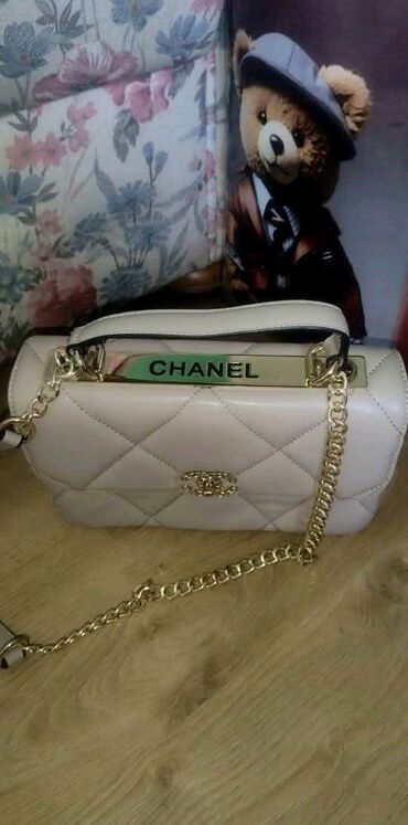 alex max torbe: Chanel