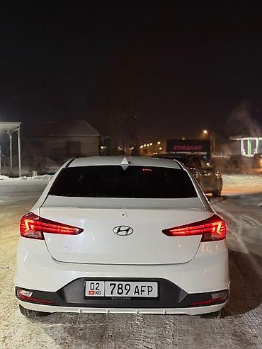 Hyundai: Hyundai Elantra: 2019 г., 2 л, Автомат, Бензин, Седан — 10