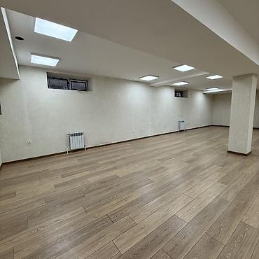 Аренда помещений свободного назначения: Сдается в аренду просторное коммерческое помещение в современном — 7