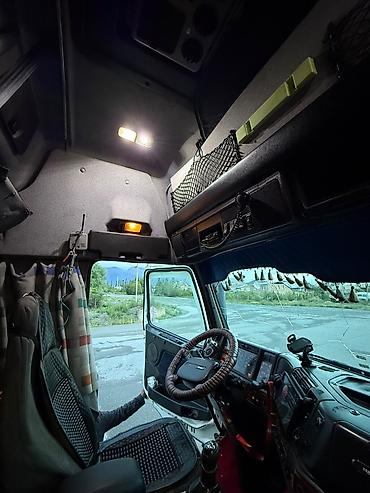 Тягачи: Тягач, Volvo, 2000 г. — 19