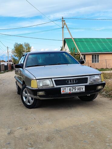 кожаные чехлы для авто: Audi 100: 1987 г., 2.3 л, Механика, Бензин, Седан