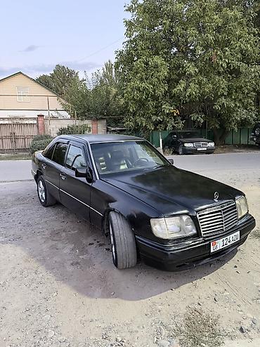 кузов на 210: Mercedes-Benz W124: 1993 г., 2.8 л, Механика, Бензин — 4