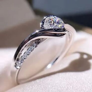 Prstenje: Vel:12
Cena:1000din — 7