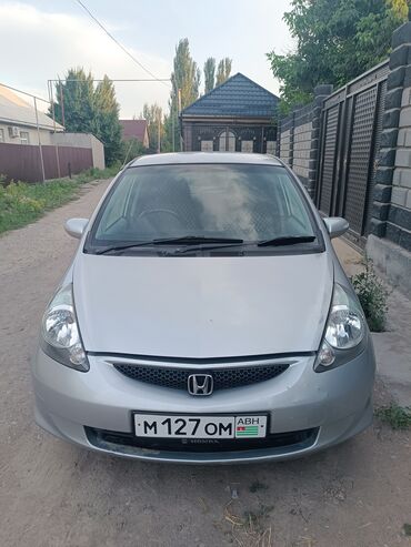 авто на участок: Honda Fit: 2004 г., 1.3 л, Вариатор, Бензин, Минивэн