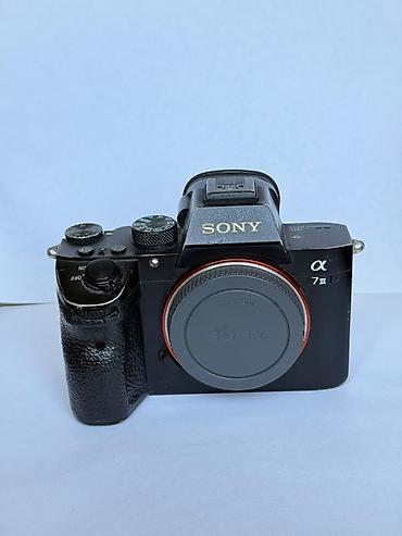 sony a5100: 📸 Sony Alpha a7 III (ILCE-7M3) Body — İdeal vəziyyətdə! ✨ Foto və — 1