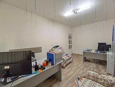 Продажа офисов: Продажа офисов 302 м², С ремонтом, Без мебели, Многоэтажное здание, 1 этаж — 11