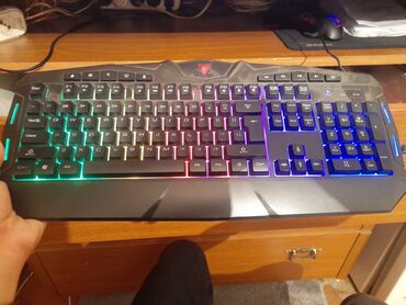 Masaüstü kompüterlər və iş stansiyaları: Tecili sekilde satiram. deyerinnen coxh asaqi qiymete. fikiri ciddi — 6