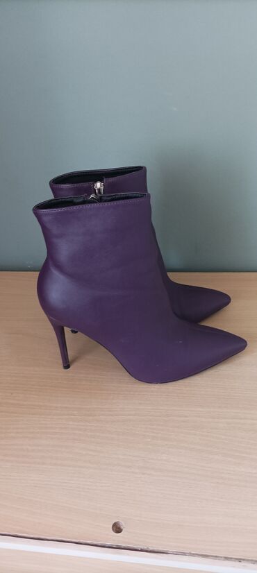 ruske cizme: Ankle boots, 38