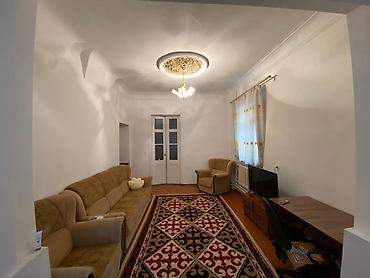 66: 2 комнаты, 47 м², Азия Молл Сталинка, 1 этаж, Требуется ремонт — 1
