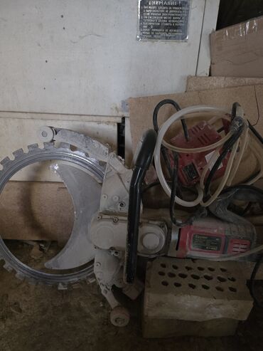 труборез по металлу: Кольцевая бензорез/электрорез для бетона и камня с водяным