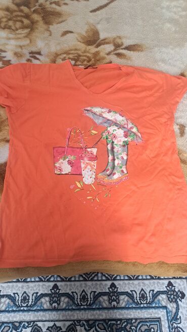 женские белые футболки: Narıncı rəngli qadın T-shirt Mrazmer - Yumşaq, nazik trikotaj parça -