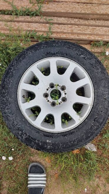 шины на бмв х7: Дөңгөлөктөр монтажда 205 / 60 / R 16, Жай, Колдонулган, 1 даана, Жеңил унаалар, Куйма, тешиктери - 5