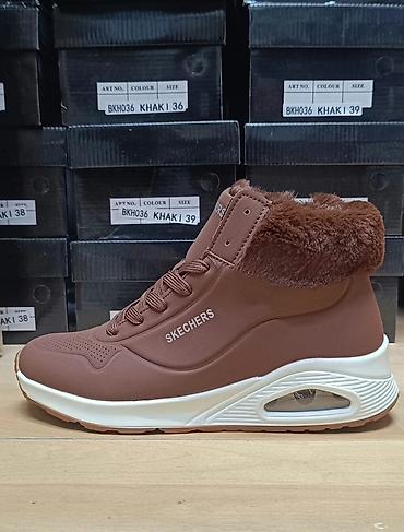 tn tange: Skechers Novo jeftinija varijanta
36-41

3100din
PS✨ — 3