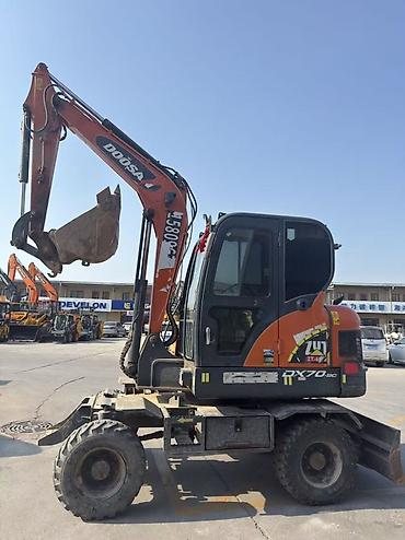 Экскаваторы: Экскаватор, Doosan, 2020 г., Колесный — 1