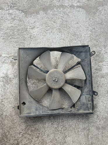 Вентиляторы: Вентилятор Toyota 1997 г., Б/у, Оригинал, Япония