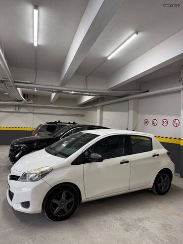 Toyota: Toyota Yaris: 1.3 l. | 2012 έ. Χάτσμπακ — 22