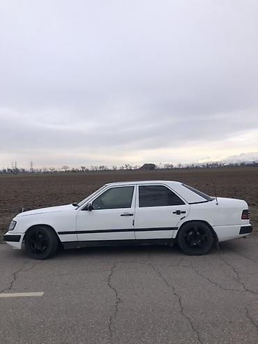 Mercedes-Benz: Mercedes-Benz W124: 1989 г., 2.3 л, Механика, Бензин, Седан — 6