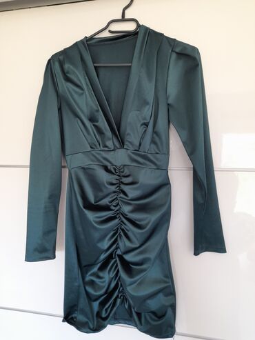 satenske duge haljine: S (EU 36), bоја - Maslinasto zelena, Drugi stil, Dugih rukava