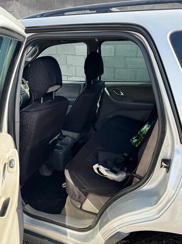 Mazda: Mazda Tribute: 2003 г., 2 л, Механика, Кроссовер — 4