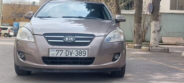 kia k5 2011: Kia Ceed: 1.6 l | 2007 il Sedan