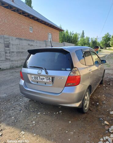продаю или меняю обмен: Honda Fit: 2007 г., 1.5 л, Вариатор, Бензин, Хэтчбэк