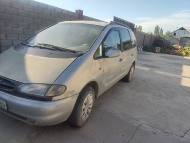 Ford: Ford Galaxy: 1995 г., 2 л, Механика, Бензин, Минивэн