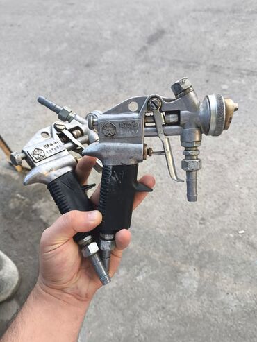 Döşəmə: Pulverizator, Pnevmatik