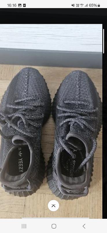 nike dunk low panda srbija: Adidas Yeezy Boost 350 V2 “Carbon/Black” patike, više odgovaraju — 5