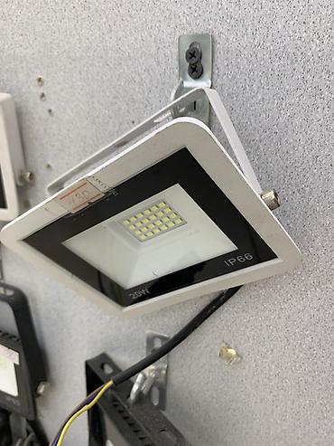 Светодиодный прожектор 20W, степень защиты IP66. - Мощность: 20 Вт -